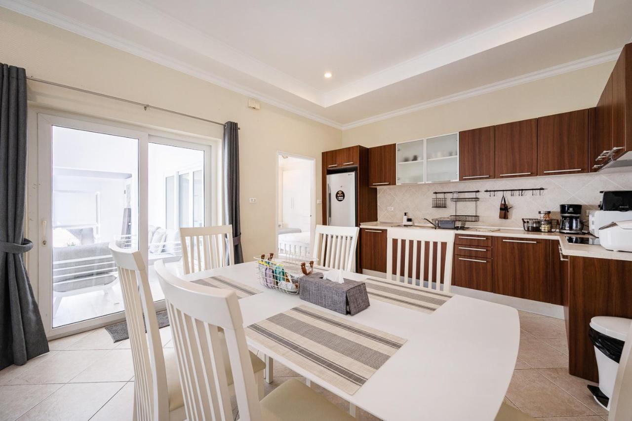 Majestic Residence Pool Villas 2 Bedrooms Private Beach Pattaya Exterior photo